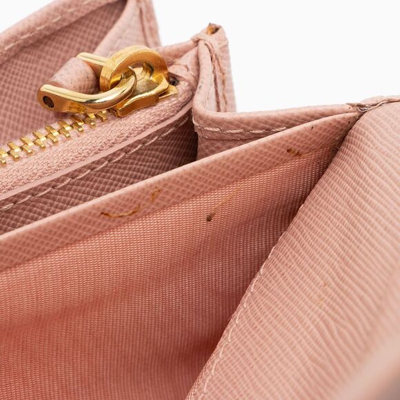 Prada Saffiano Bow Continental Wallet - Picture 11 of 13